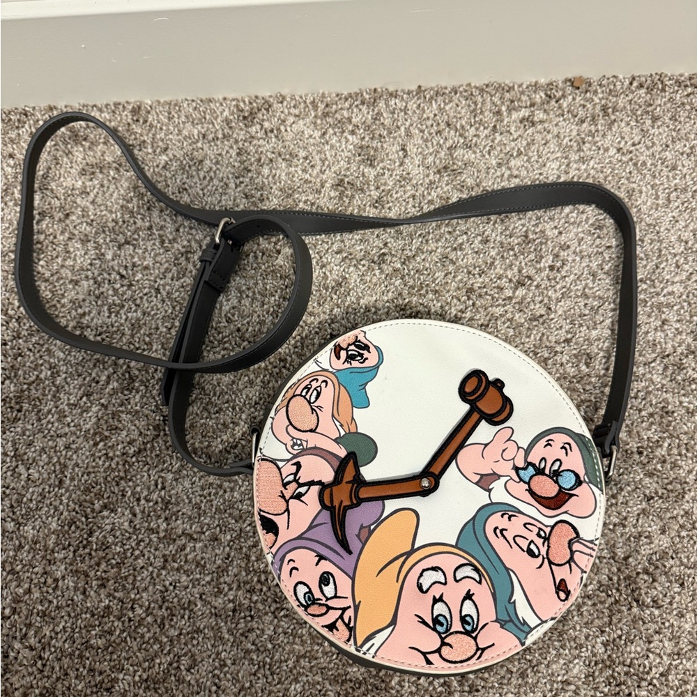 Danielle Nicole X Disney Snow White Dwarfs Round Crossbody Bag